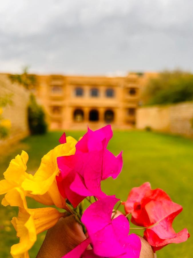 Hotel Golden Safari Jaisalmer Exteriör bild